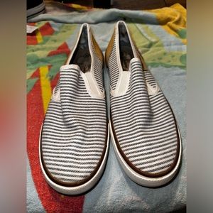 Woman’s Tommy Bahama shoes size 9 1/2